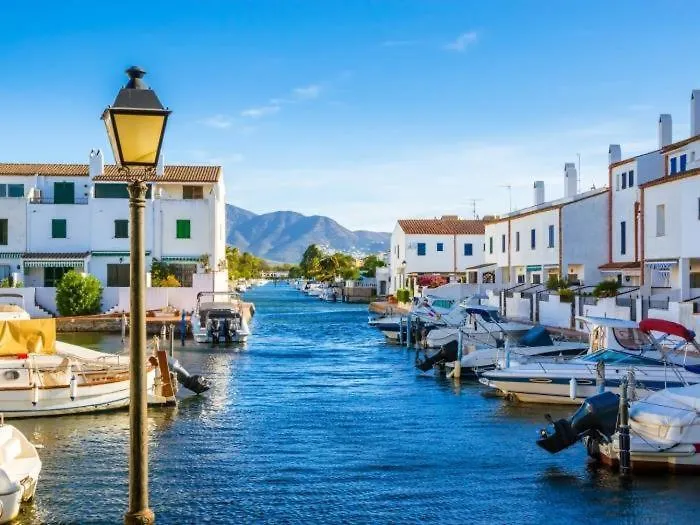 Apartamento Royal Marine En Empuriabrava 0*,